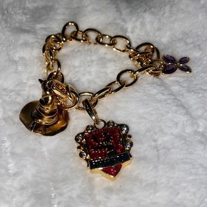 Harry Potter Gryffindor Charm Gold Bracelet